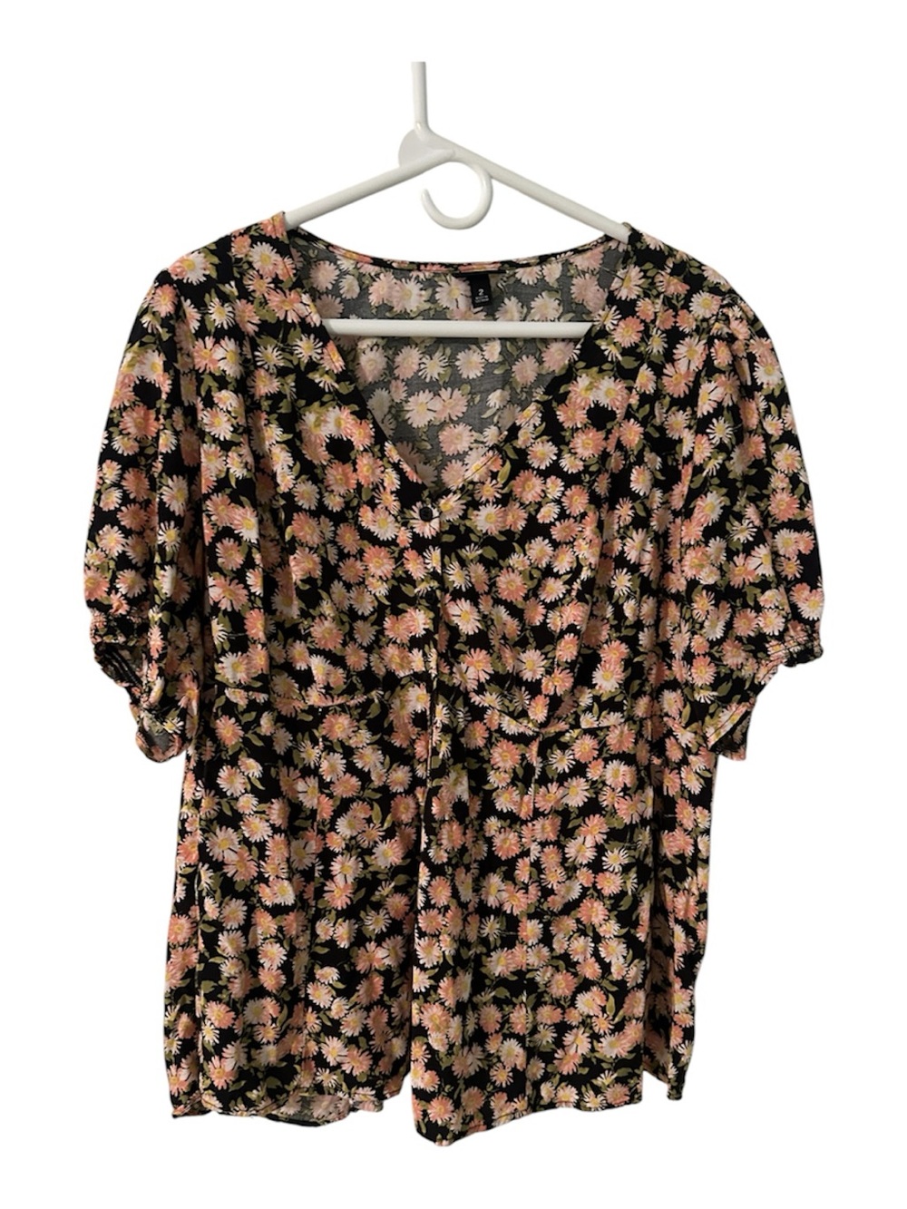 Torrid Black Pink Floral Daisy V-Neck Puff Sleeve Blouse Size 2 Plus Size